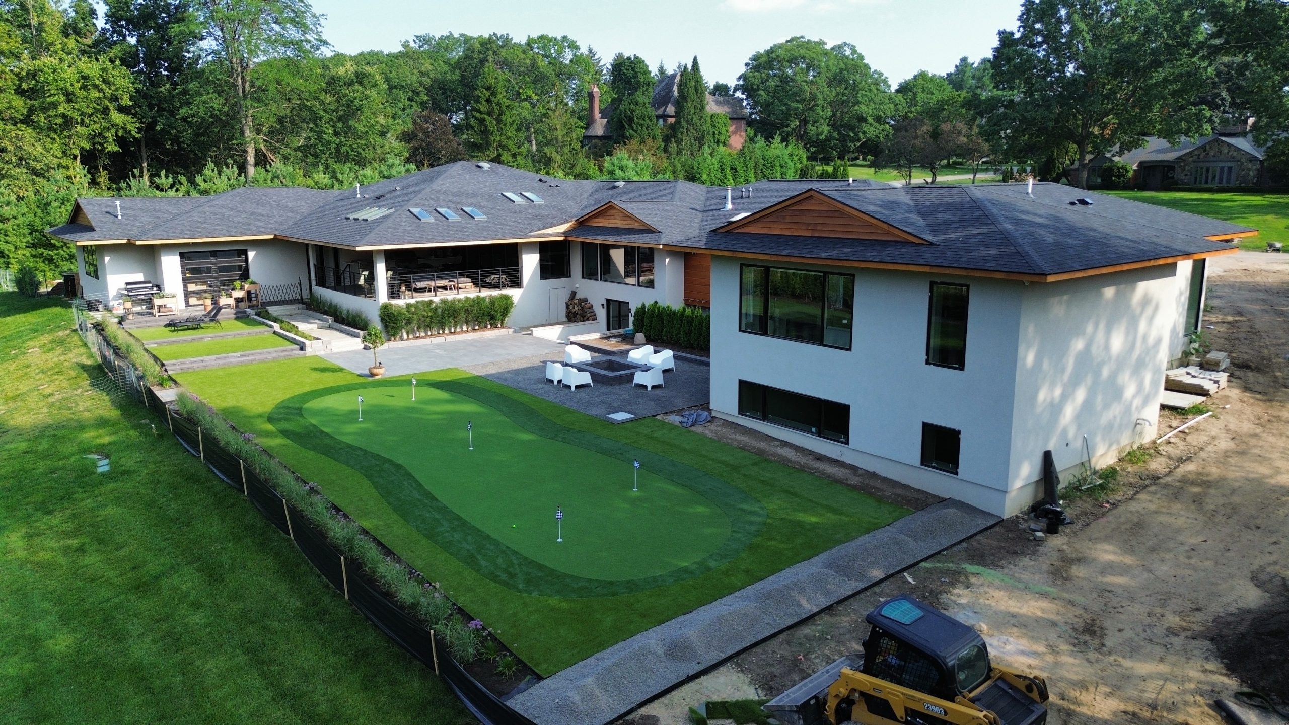Putting Greens Service by team Grow Garden and Landscape Design