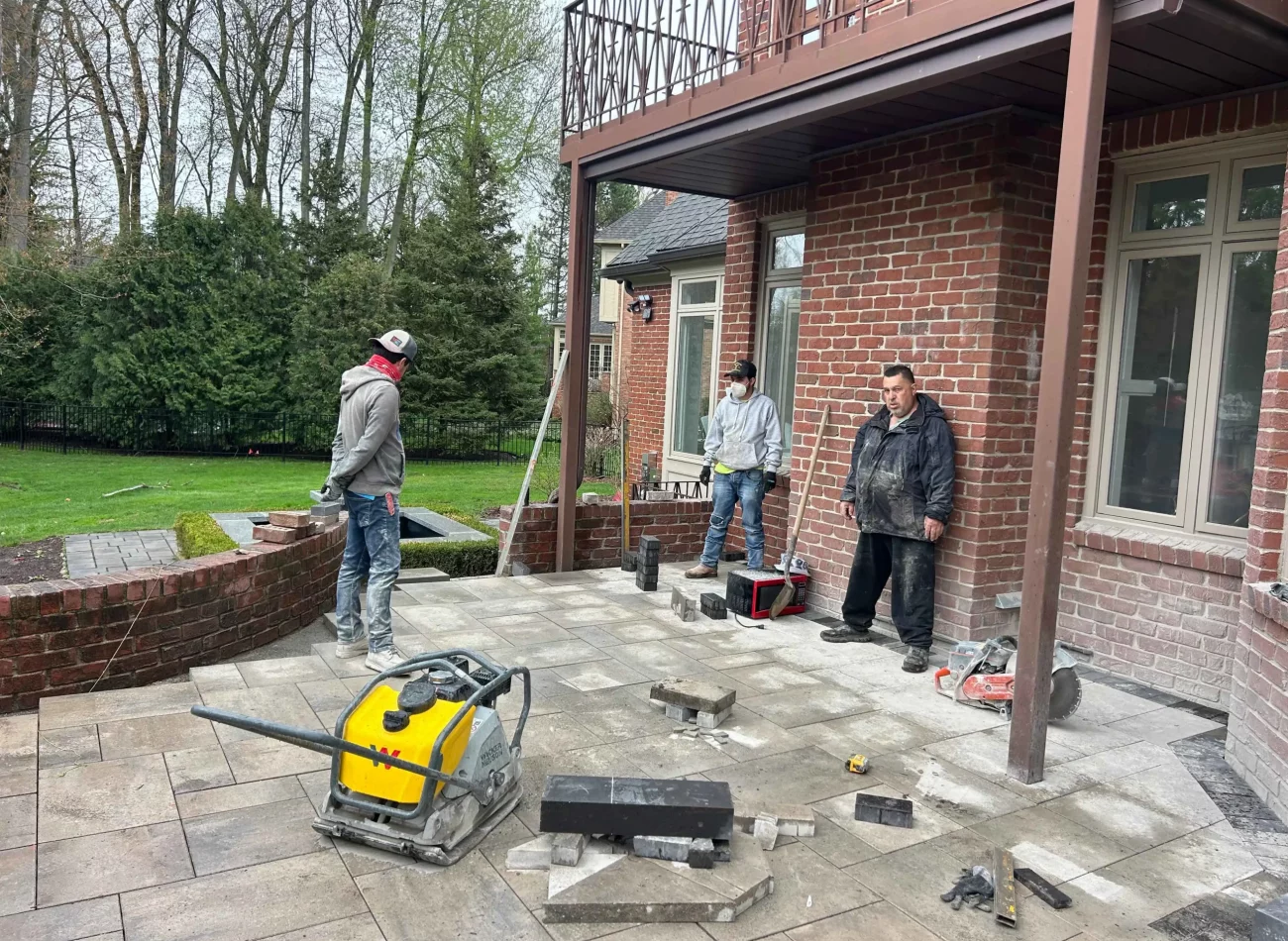 bloomfield-hills-failed-landscape-fix