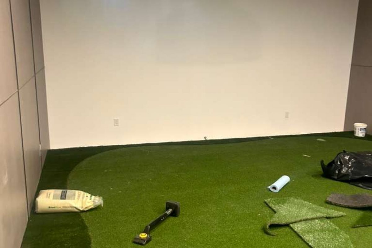 synthetic putting green installation Bloomfield Hills